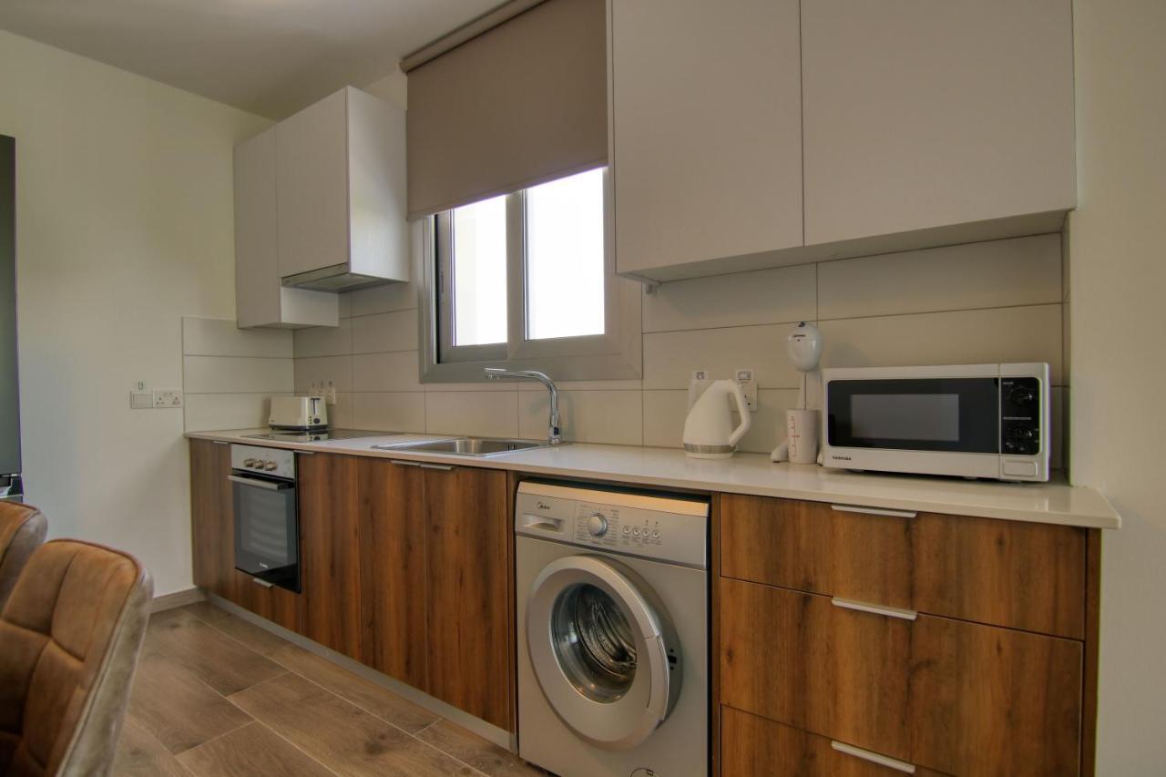 Phaedrus Living Coral Suites Aura Ларнака Экстерьер фото
